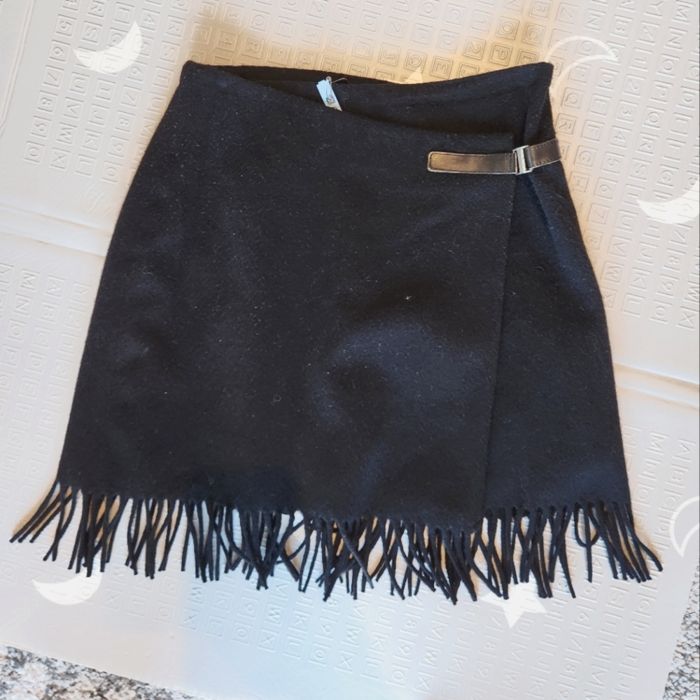 Vintage Black Frill Crossover Buckle Skirt